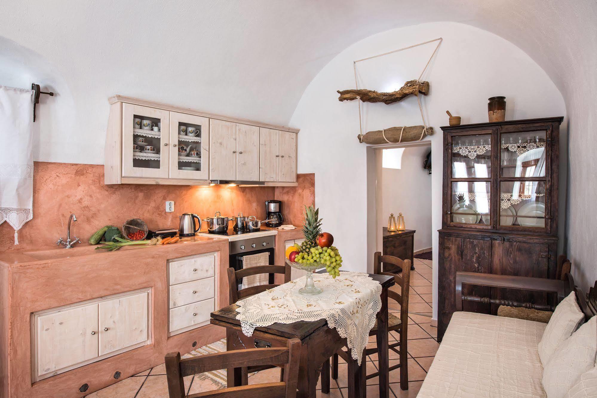 Emporio  Kokos Traditional Houses מראה חיצוני תמונה